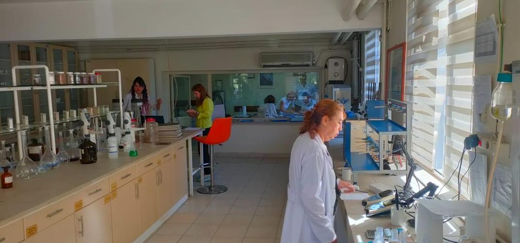 KURUMUMUZ AKREDİTE TOPRAK-BİTKİ-GÜBRE ve SU LABORATUVARIMIZ TÜRKAK TARAFINDAN 2025 YILINDA DA BAŞARILI BİR DENETİM GEÇİRDİ...