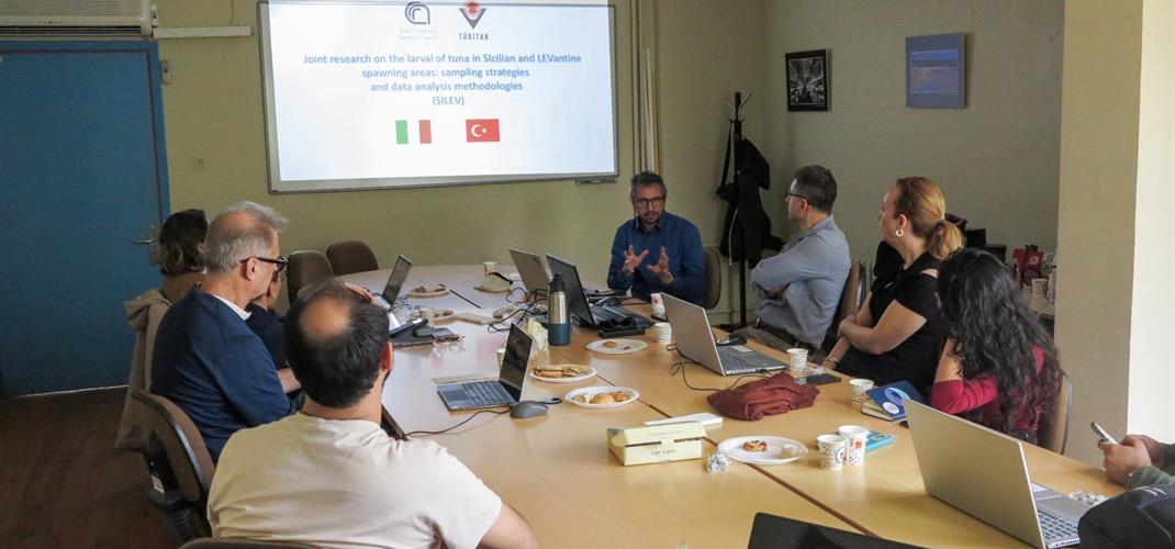 Orkinos Larvaları Tür Teşhisleri Çalıştayı 