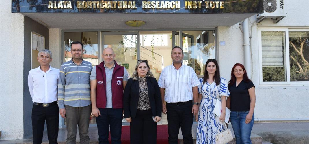 ​Tarsus Ticaret Borsası ve Enstitümüz arasında "Tarsus Ürünleri Çalışmaları Protokolü" imzalandı. 