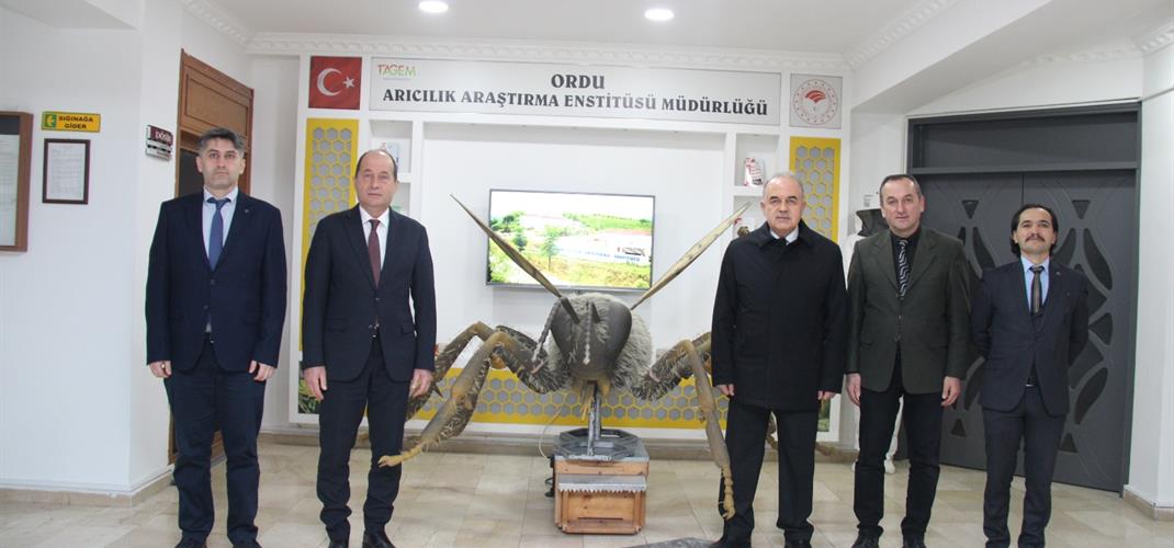 ​Ordu Valisi Sayın Muammer EROL Arıcılık Araştırma Enstitüsü Müdürlüğümüzü Ziyaret Etti