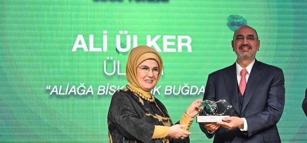 ÜLKER ile yürütülen Ar-Ge işbirliği projemize Emine Erdoğan Hanımefendi’den Ödül