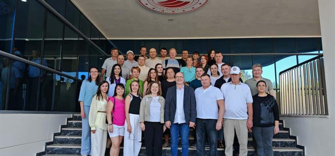 Rusya Federasyonu Tataristan Cumhuriyeti Heyeti Enstitümüzü Ziyaret Etti.