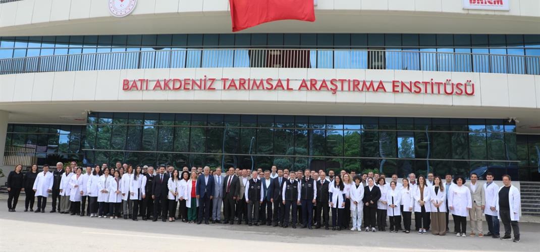Tarım ve Orman Bakanımız İbrahim Yumaklı Enstitümüzü Ziyaret Etti.