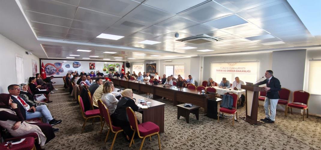 Şanlıurfa’da 13-16 Nisan tarihlerinde düzenlenen Hayvansal Gıda ve Yem Araştırmaları Proje Değerlendirme Toplantısına Katılım Sağladık.