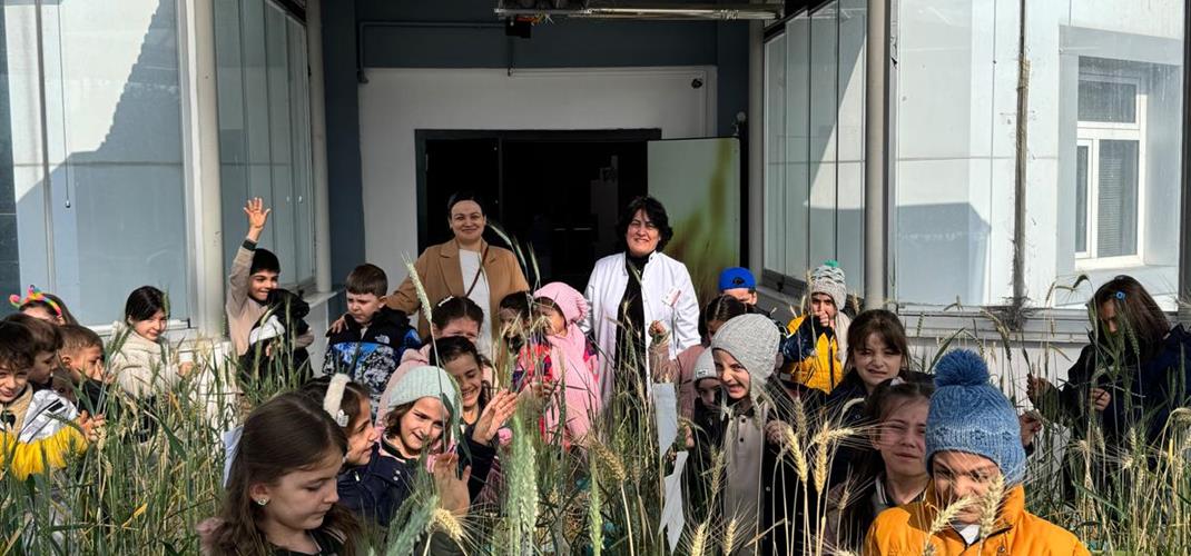 SABANCI İLKÖĞRETİM OKULU ÖĞRENCİLERİ ENSTİTÜMÜZDE TARIMLA BULUŞTU