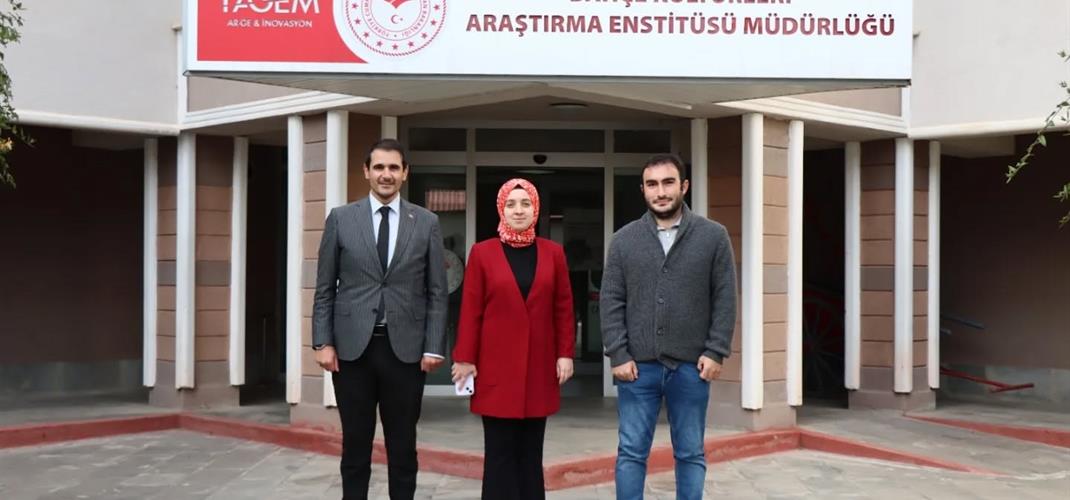 Vali Yardımcımız Sayın Rümeysa Sena Kurt, Enstitümüzün Merkez ve Bahçeli Köy Araştırma-Uygulama Yerleşkelerini ziyaret etti.