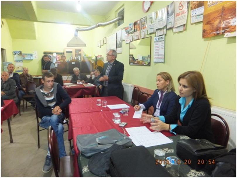 Dissemination of Agricultural Innovations (November 23, 2015)