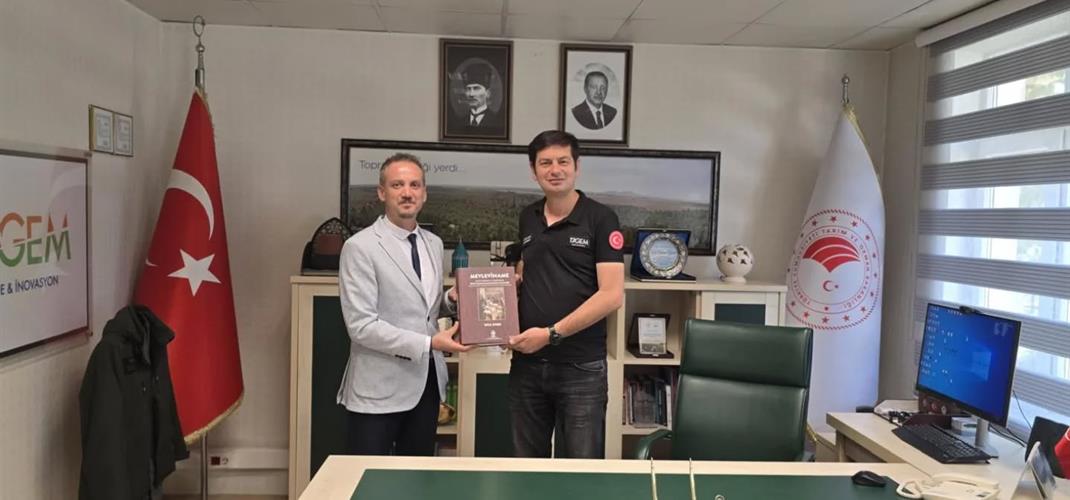 Konya İl Kültür ve Turizm Müdürü Sayın Fikret Fidan enstitümüzü ziyaret etti