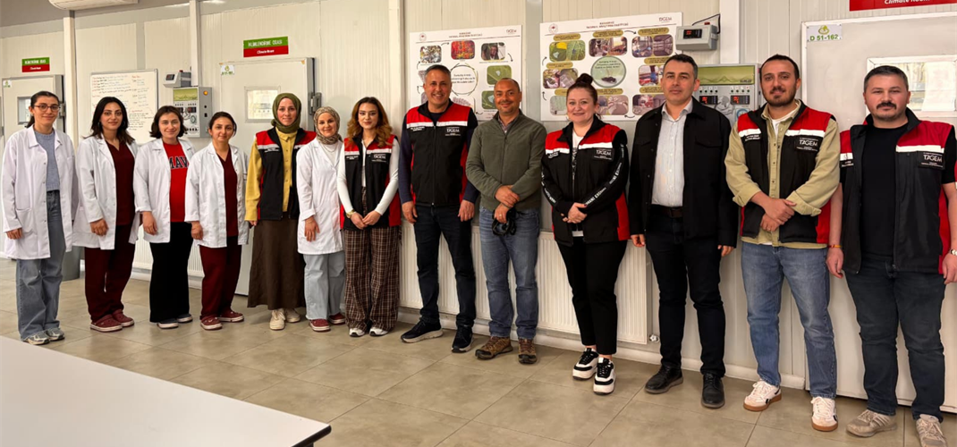 İtalya’dan Ferrero Fındık Global Bitki Hastalık ve Zararlıları Departman Lideri Sn. Matteo MASPERO ve Doğu Karadeniz Teknik Uzmanı Sn. Yücel SELİMOĞLU’ndan Enstitümüze ziyaret
