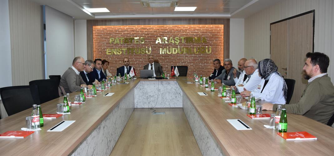 HOLLANDA HEYETİ ENSTİTÜMÜZÜ ZİYARET ETTİ...