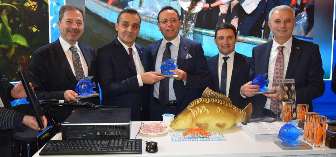 1. Su Ürünleri Yetiştiriciliği Fuarı ve 11. Su Ürünleri Yetiştiriciliği Çalıştayı Antalya'da başladı.