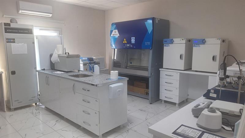 Laboratuvar_Foto.jpeg