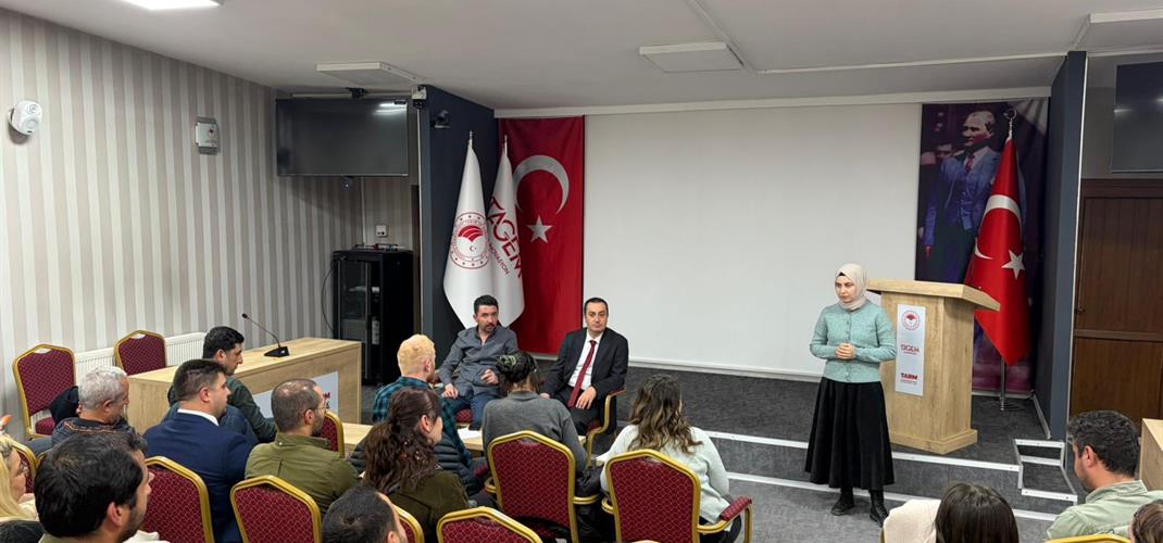 Enstitü Müdürümüz Dr. Rahmi Taşcı Yakın Dönemde Enstitümüze Katılan Araştırmacılar ile Bir Araya Geldi.