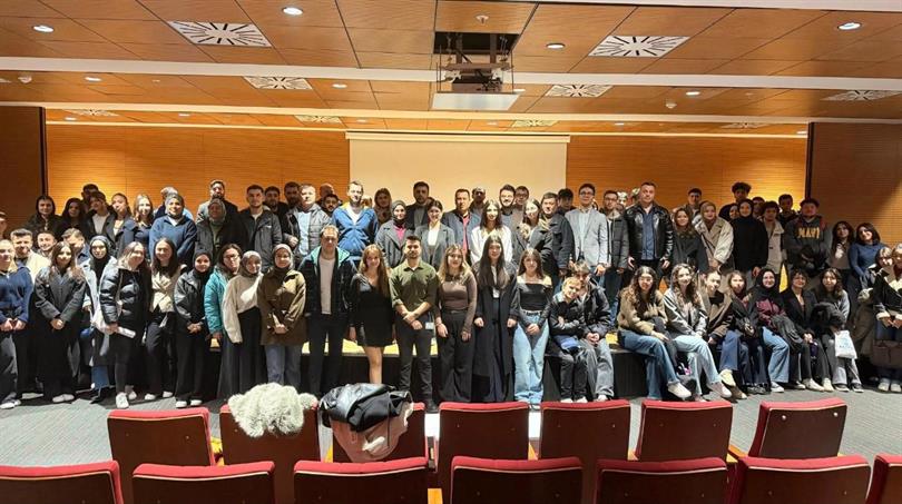 Düzce Üniversitesi Ziraat Fakültesi Konferansları-5 Kapsamında Gerçekleştirilen “Agrivoltaik: Su-Gıda-Enerji Bağına Yenilikçi Bir Yaklaşım”