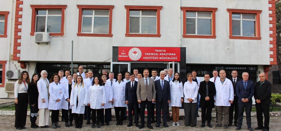 TAGEM Yönetiminden Enstitümüze Ziyaret: Çalışmalar ve Projeler Yerinde İncelendi