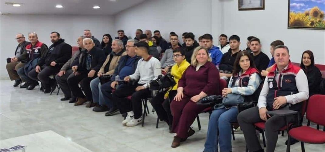 Uzunköprü’de Üreticilere Yönelik Geniş Katılımlı Çiftçi Eğitimi