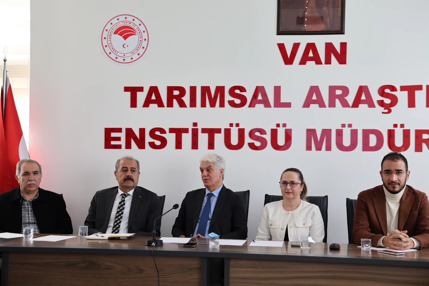 ENSTİTÜ MÜDÜRLÜĞÜMÜZDE 2026  YILI YENİ PROJE GÖRÜŞMELERİ BAŞLADI