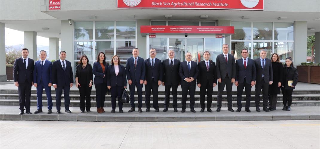 Kahverengi Kokarca ile Mücadelede Samuray Arısı Üretim ve Salım Stratejisi Değerlendirme Toplantısı